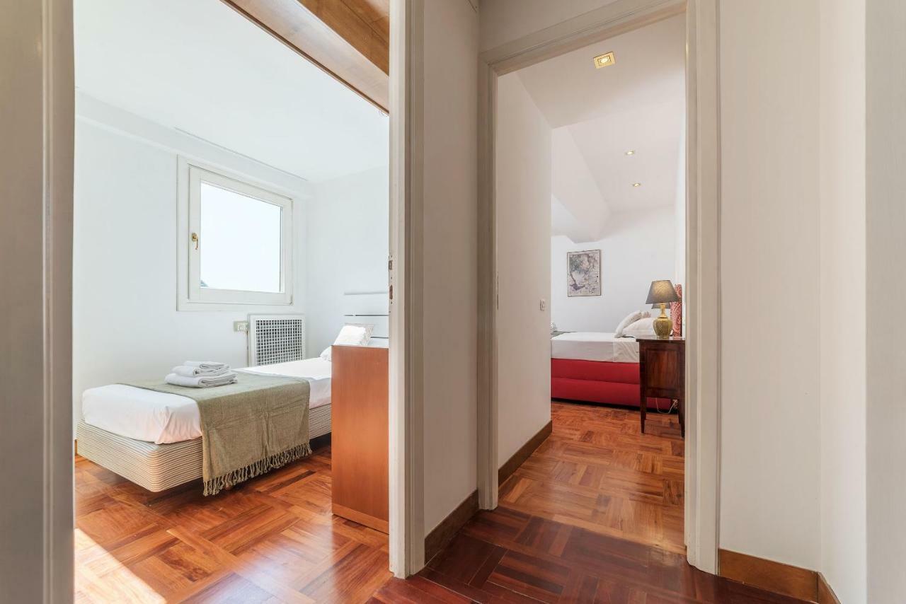 The Spanish Steps Grand Penthouse * Roma